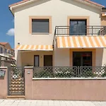 Casa Jimena . *