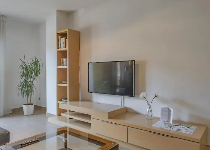 Casa Jimena . * Avila